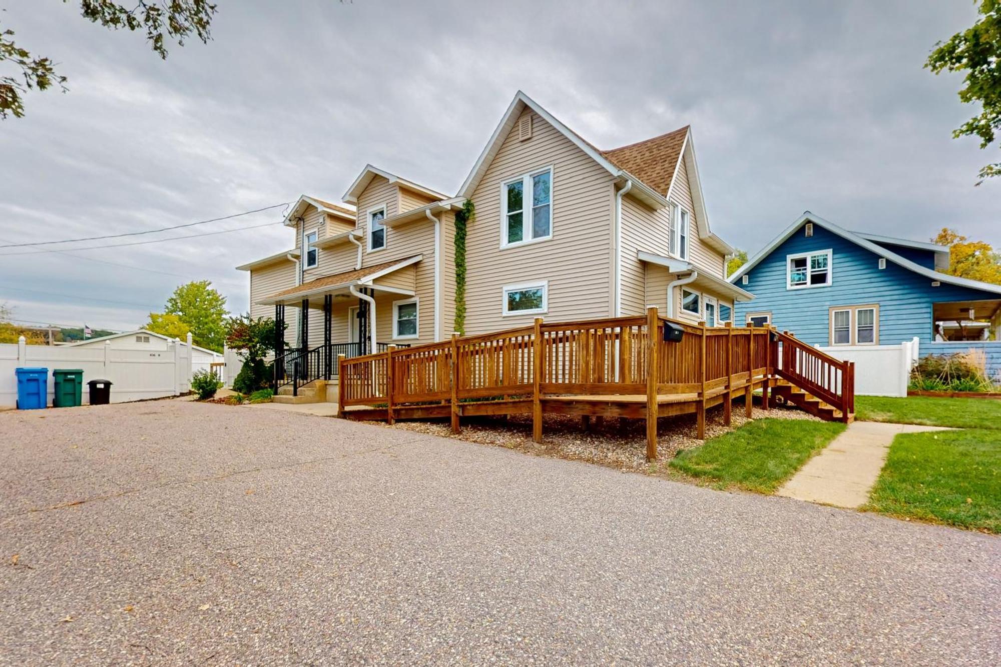 Baraboo'S Enchantment - Main Villa Exterior photo